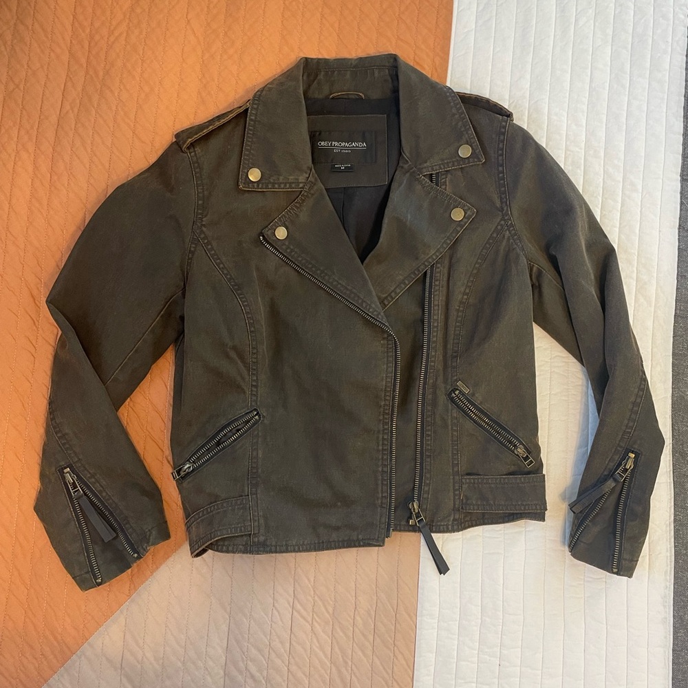 Obey Propaganda moto jacket w leather zipper pulls, size small